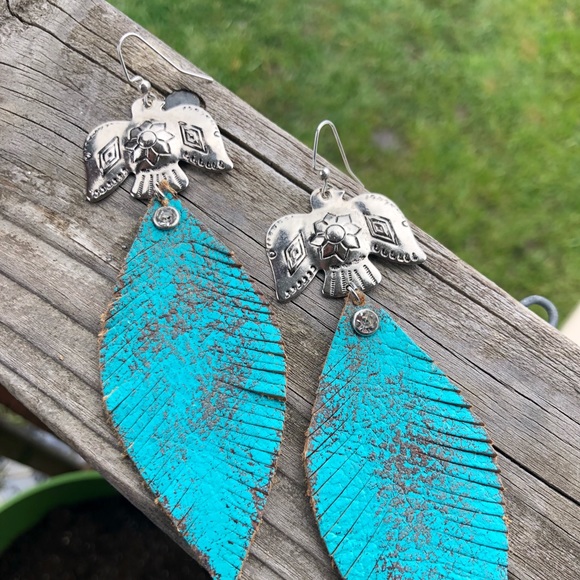 Thunderbird & Leather Feather Earrings🌿Boho - Picture 6 of 7